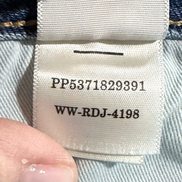 Everlane The Curvy ’90s Cheeky Straight Leg Jeans - 30R NWOT - Picture 9 of 11